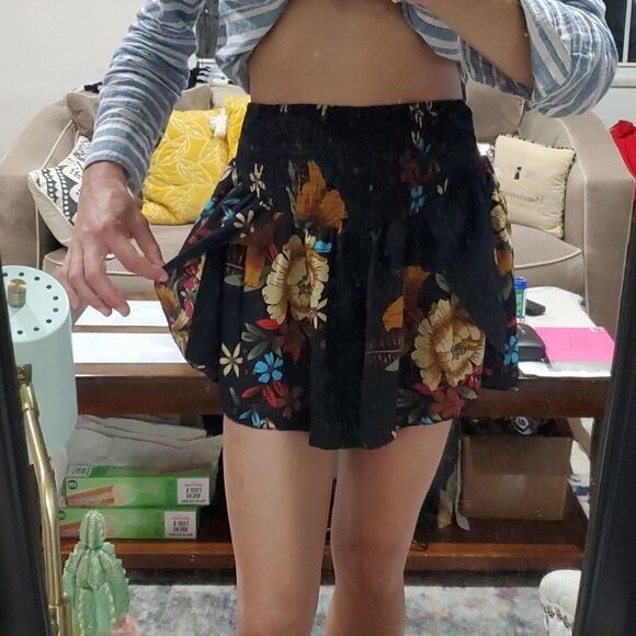 2 Piece Outfit   - Picture 11 of 16